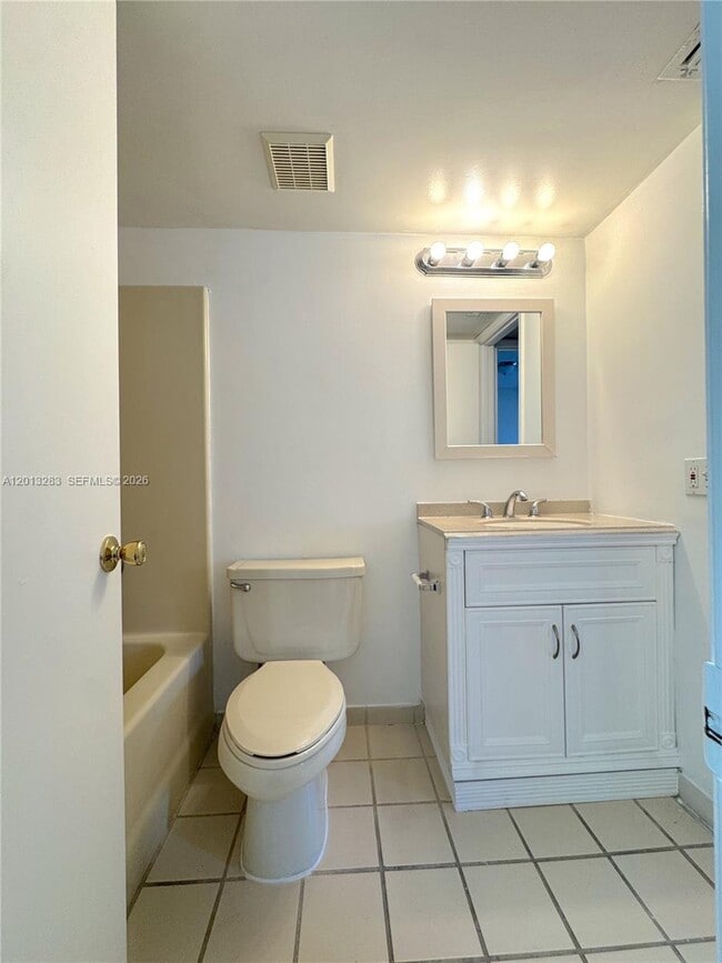 Building Photo - 3610 N 56th Ave