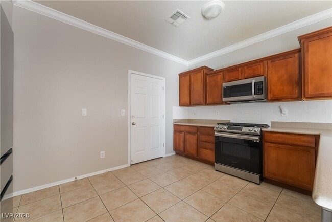 Building Photo - 9014 Salvatore St