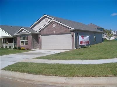 Building Photo - 2001 Polk Ln