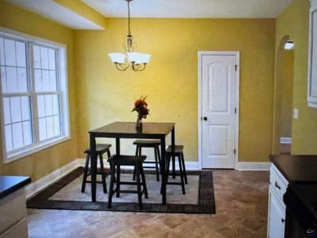 Building Photo - 510 Leisure Lake Dr