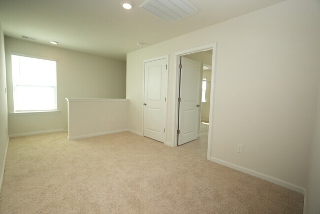 Building Photo - BRAND NEW HOME FOR RENT!
