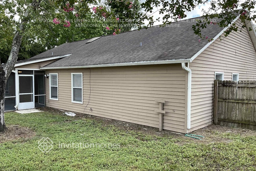 Building Photo - 3214 Glenmeadow Terrace