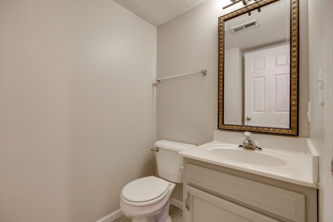 Building Photo - 3602 Winterwood Dr
