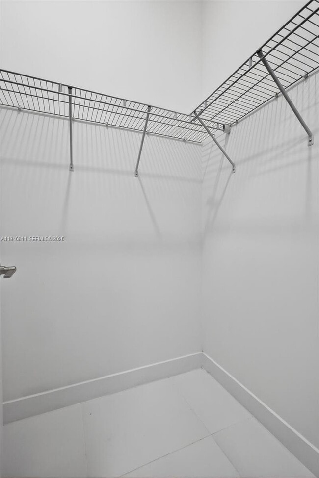 Building Photo - 4398 SW 173rd Ave