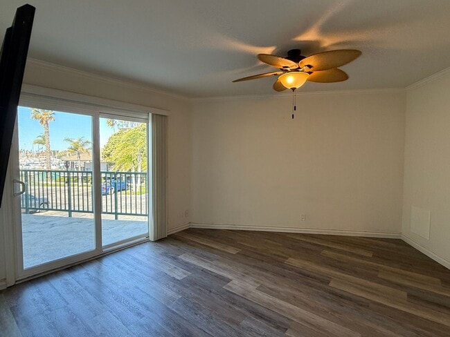 Building Photo - Resort Living year-round! Channel Island Marina Views