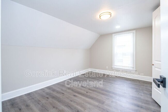 Building Photo - 2158 Murray Hill Rd
