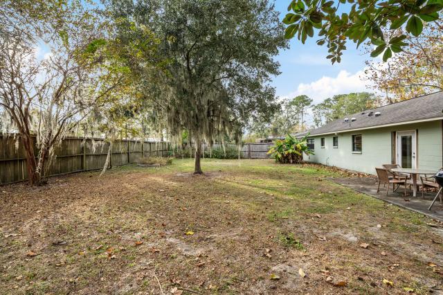 Building Photo - 3 bedroom in Gainesville FL 32606