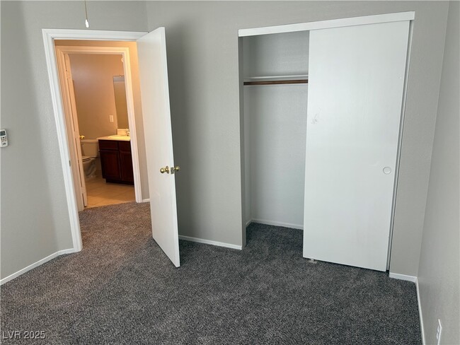 Building Photo - 4520 Grand Rock Dr