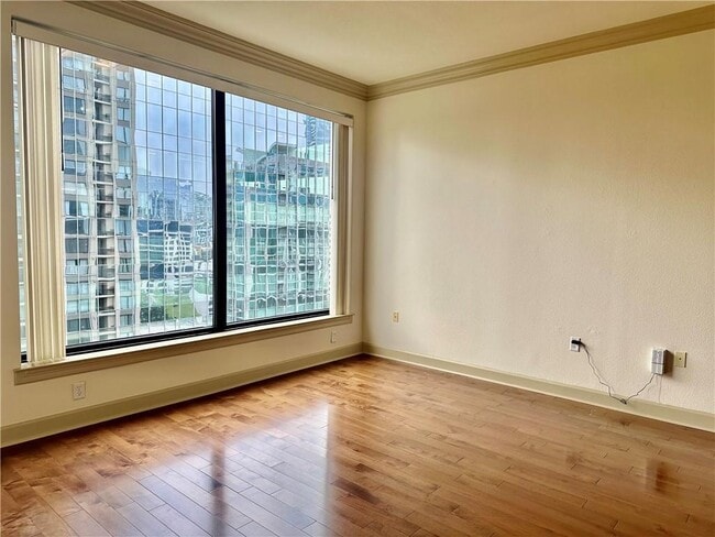 Building Photo - 3445 Stratford Rd NE