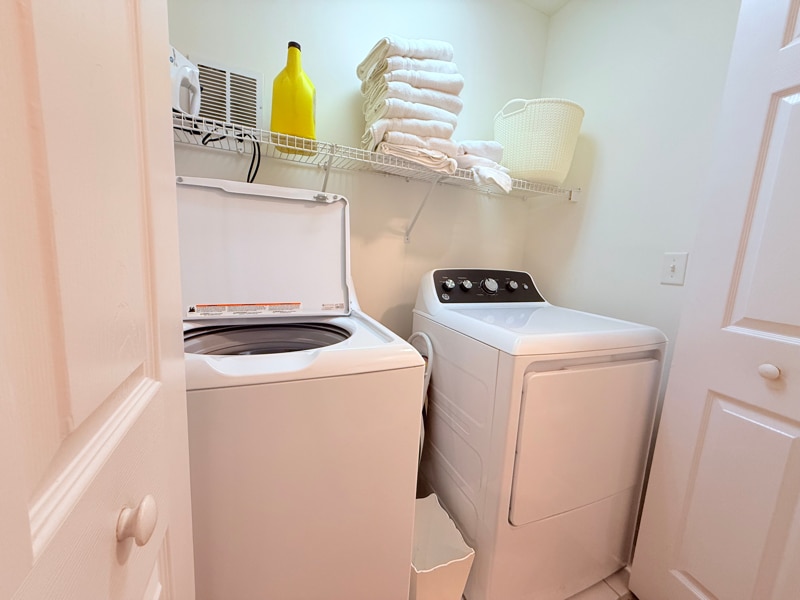 Building Photo - 105 Fairytale Ln