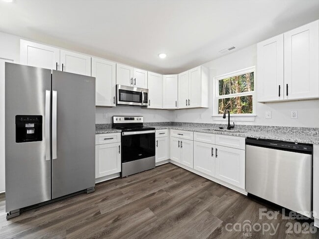 Building Photo - 2753 34th St Pl NE