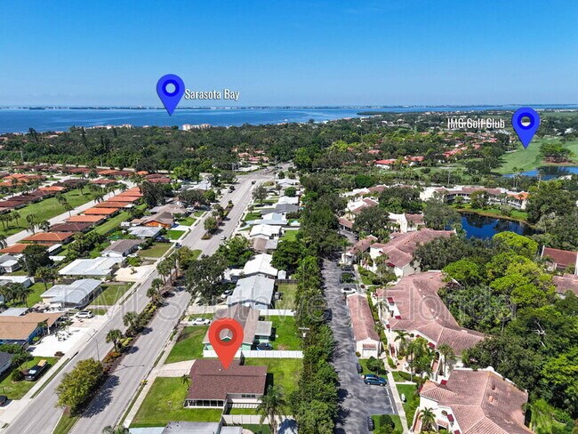 Building Photo - 3111 Bayshore Gardens Pkwy