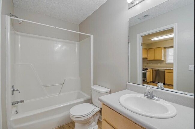 Building Photo - 3385 Tansey Ct