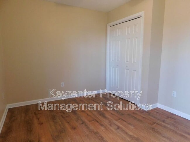 Building Photo - 1605 4th St