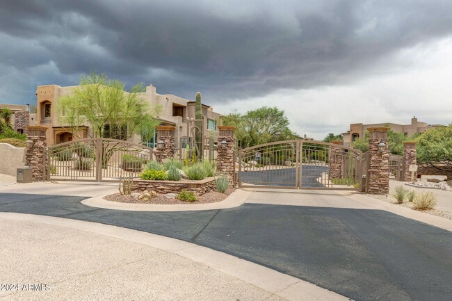 Building Photo - 28990 N White Feather Ln