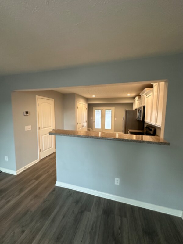 Building Photo - 1156 Tradition Trl