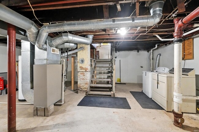 Building Photo - 3330 Bowser Ave