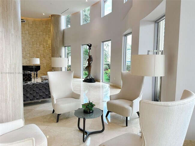 Building Photo - 17555 Collins Ave