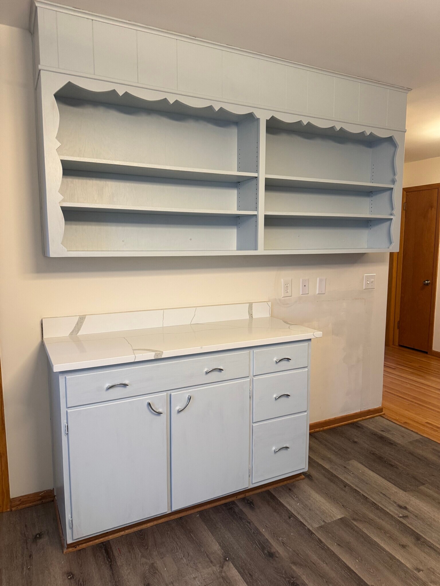 Building Photo - 610 Linden St W