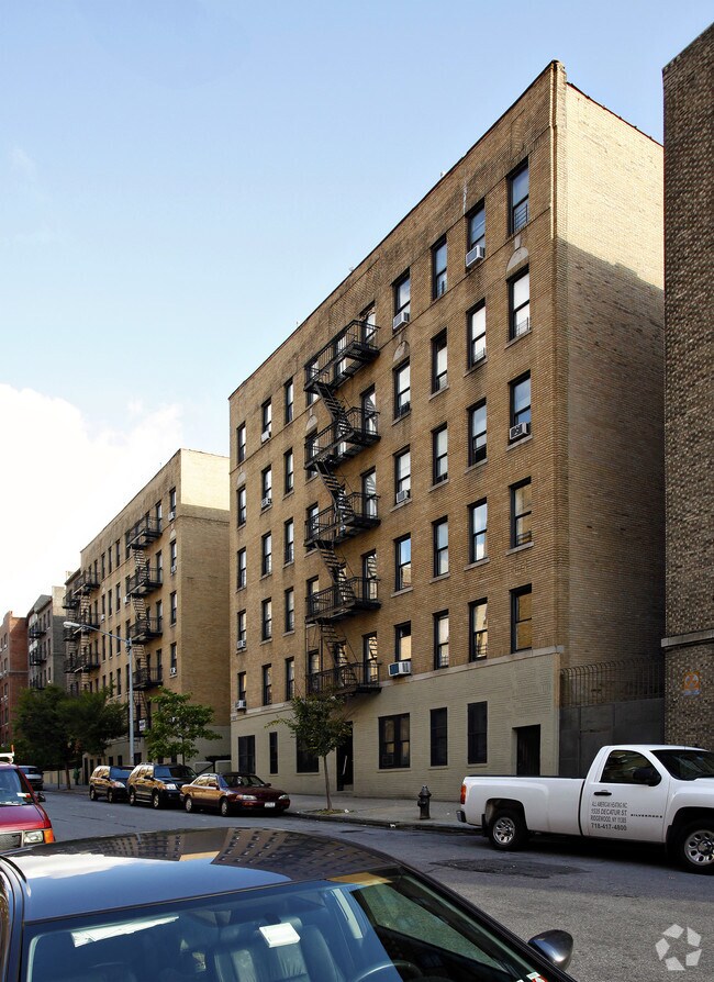 61-73 Ellwood St - 61 Ellwood St