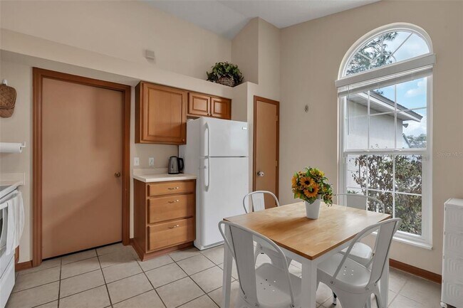 Building Photo - 3024 Bloomsbury Dr