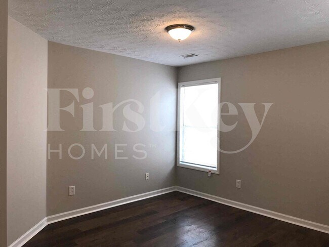 Building Photo - 311 Azalea Loop