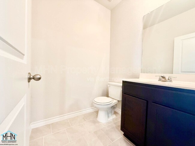 Building Photo - 13722 Trinity Cv