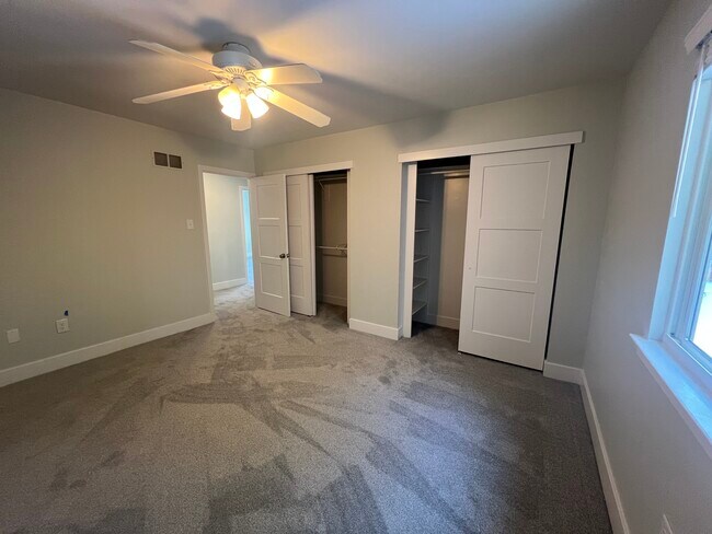 Building Photo - 53 Ember Ln