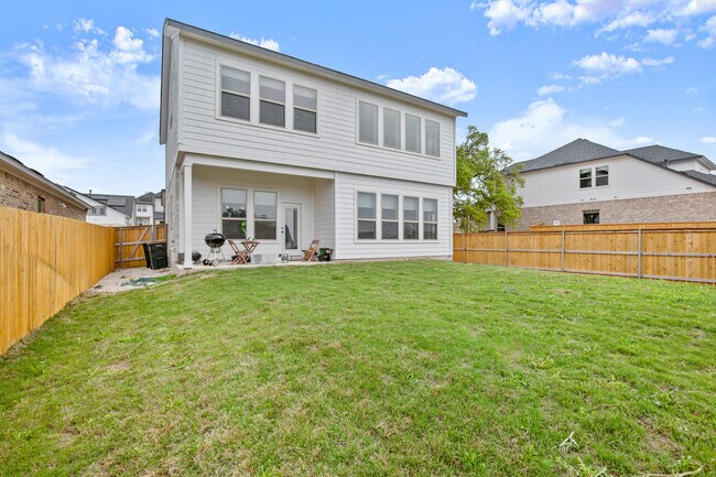 Building Photo - 918 Pittsburgh Dr