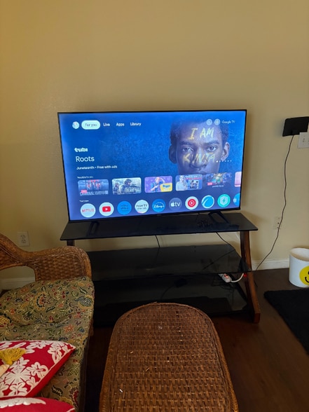 Building Photo - 2320 Gracy Farms Ln