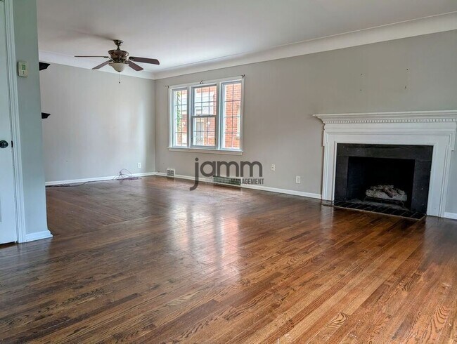 Building Photo - 3580 Normandy Rd