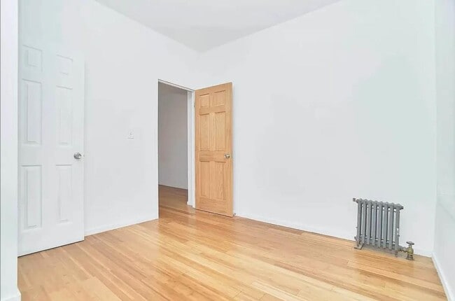 Building Photo - 501 W 135th St