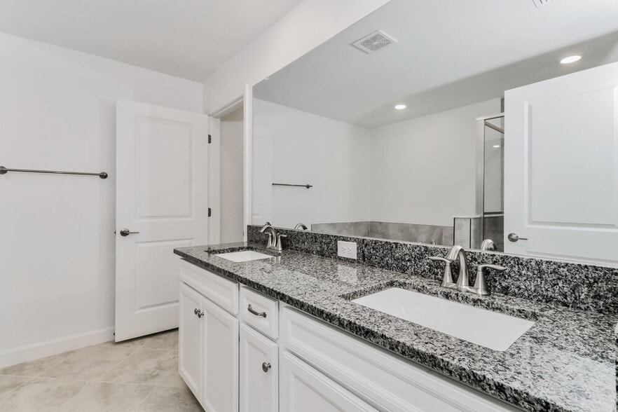 Building Photo - 17492 Radiant Shine Wy