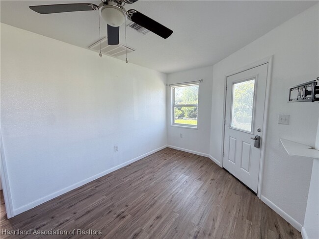 Building Photo - 12612 US-98