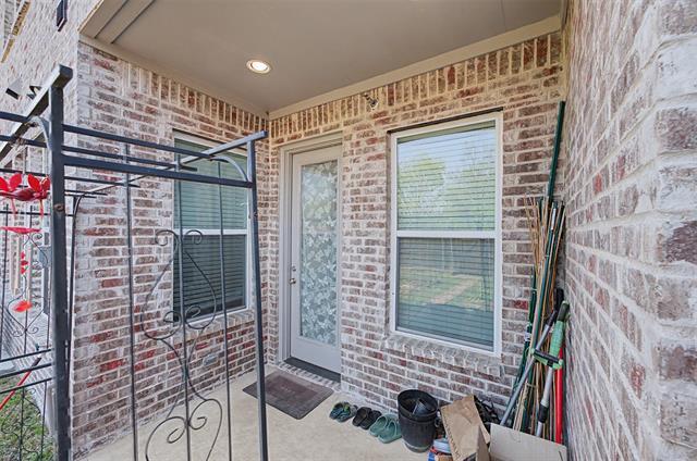 Building Photo - 537 Hutchinson Ln