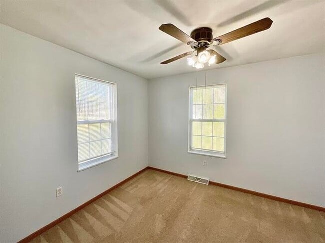 Building Photo - 2625 S Belt W