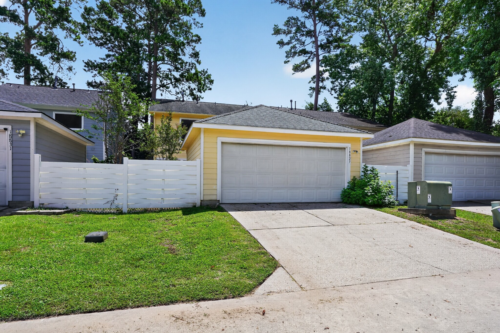 Building Photo - 18827 Atasca Oaks Dr