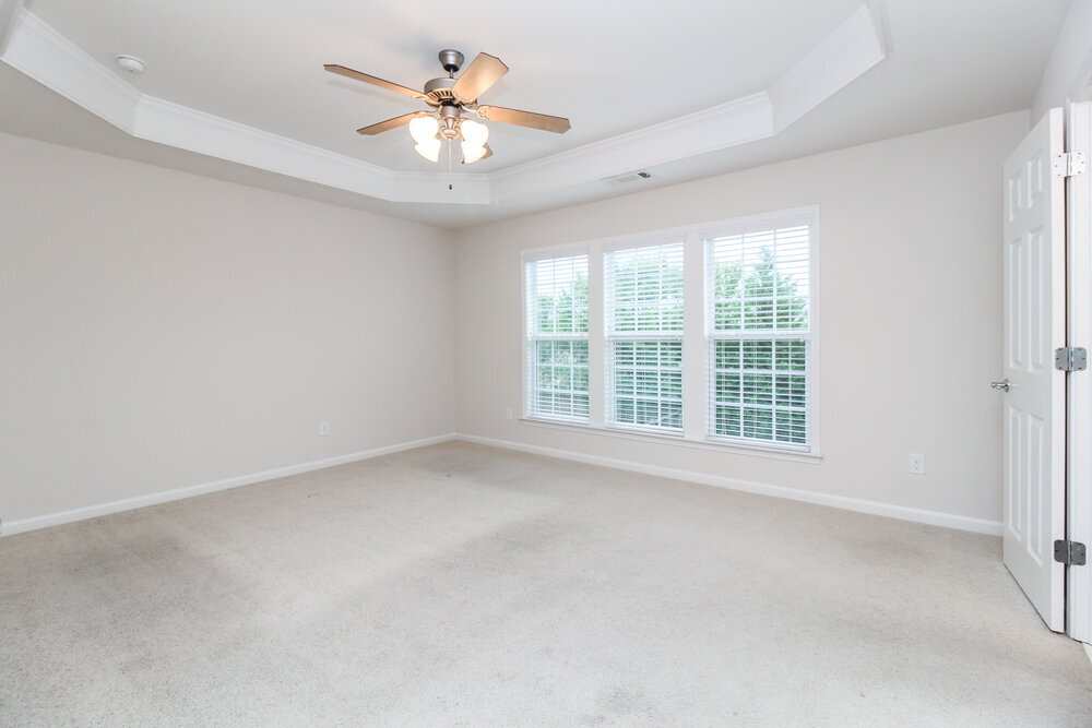 Building Photo - 802 Poplar Terrace