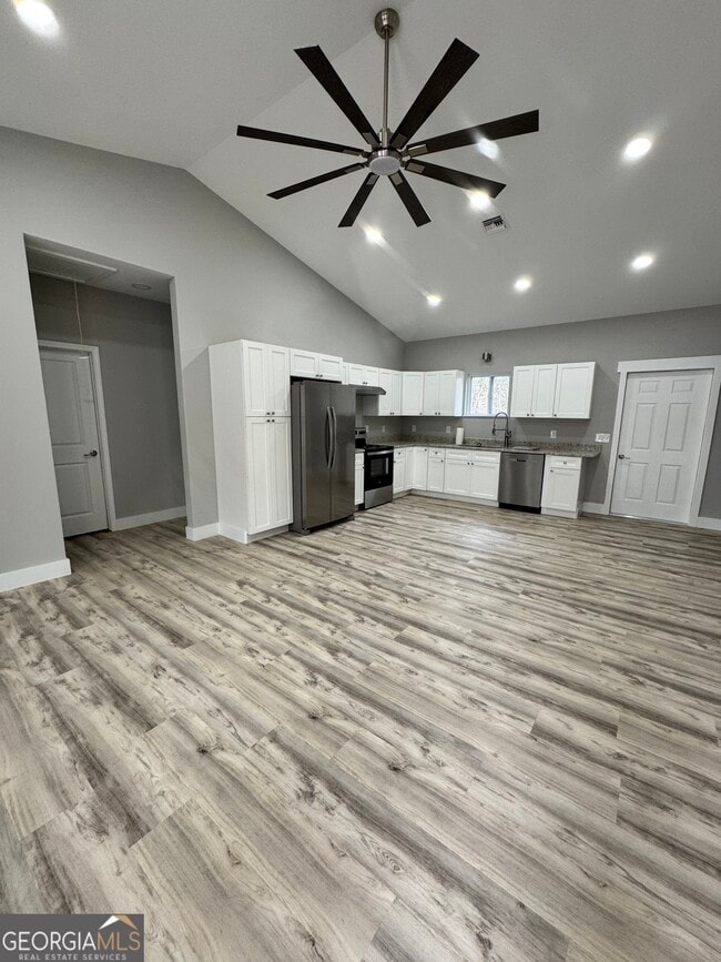 Building Photo - 194 Frank Christian Rd