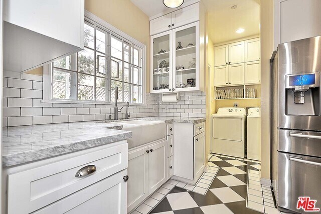 Kitchen - 703 Lorraine Blvd
