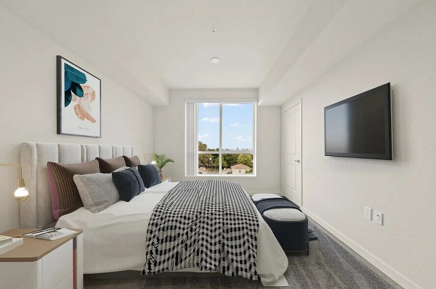 Primary Photo - 3518 Chesapeake Ave., Los Angeles, CA 90016