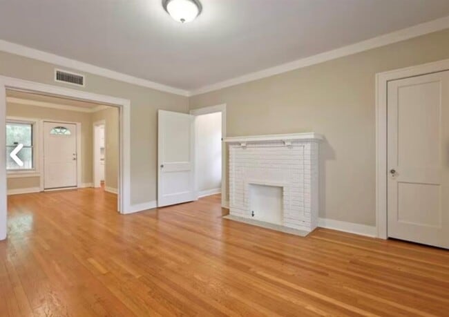 Building Photo - 4018 Garrott St