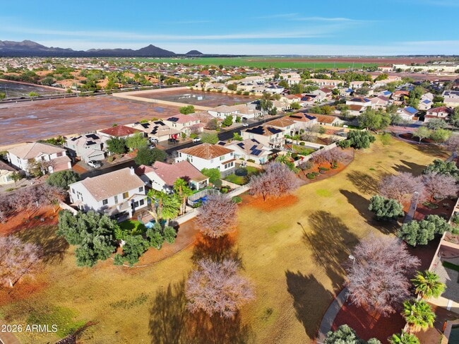 Building Photo - 1537 E Bowman Dr