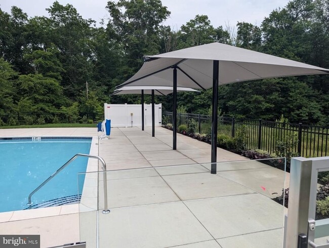 Building Photo - 2106 Donatello Dr