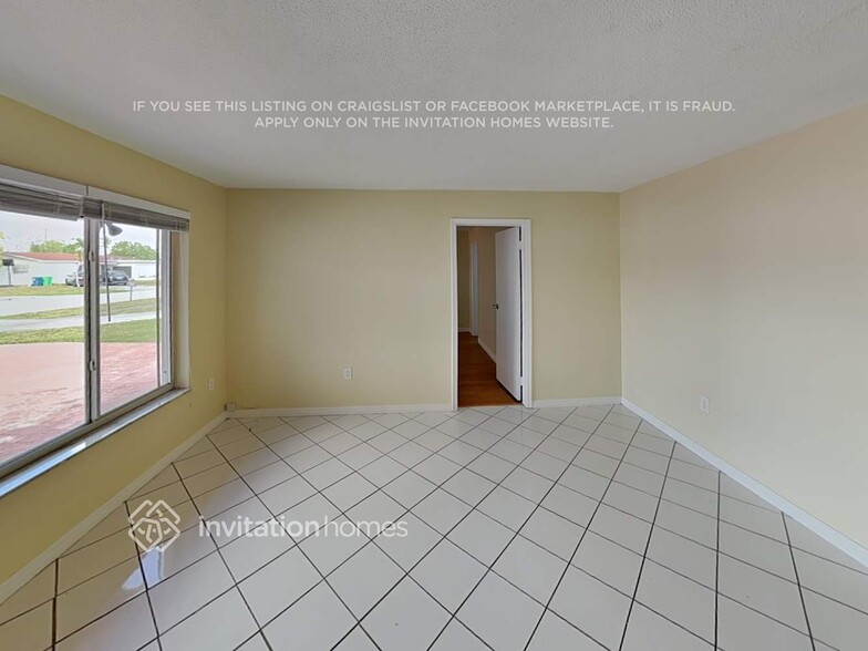 Building Photo - 9394 NW 19th Pl