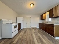 Building Photo - 58 School St