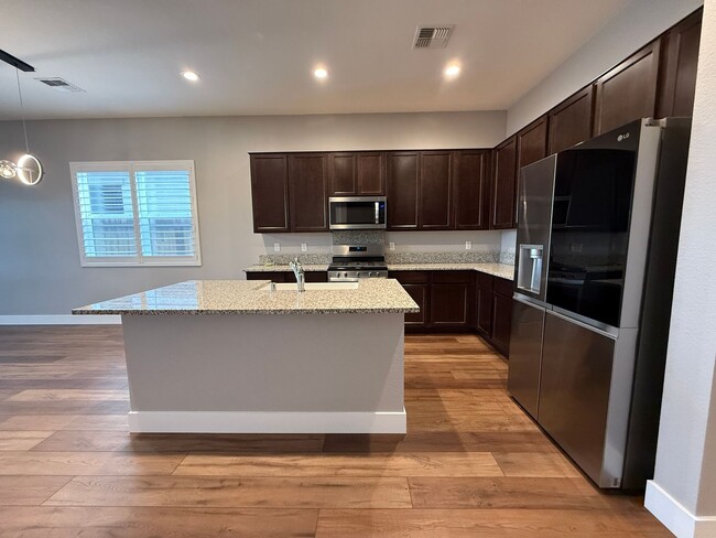 Building Photo - Beautiful single story Toll Brothers Home in The Prestiges Stonebrook Community