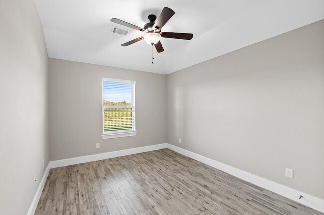 Building Photo - 9707 Highland Pointe Dr