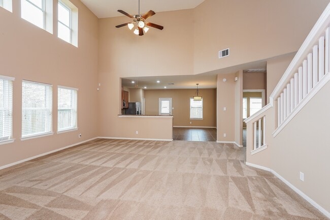 Building Photo - 3 Garden Ridge Ct