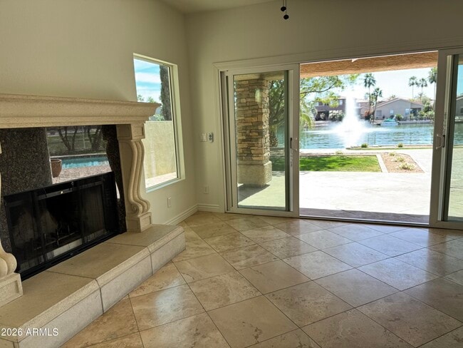 Building Photo - 3339 E Tanglewood Dr